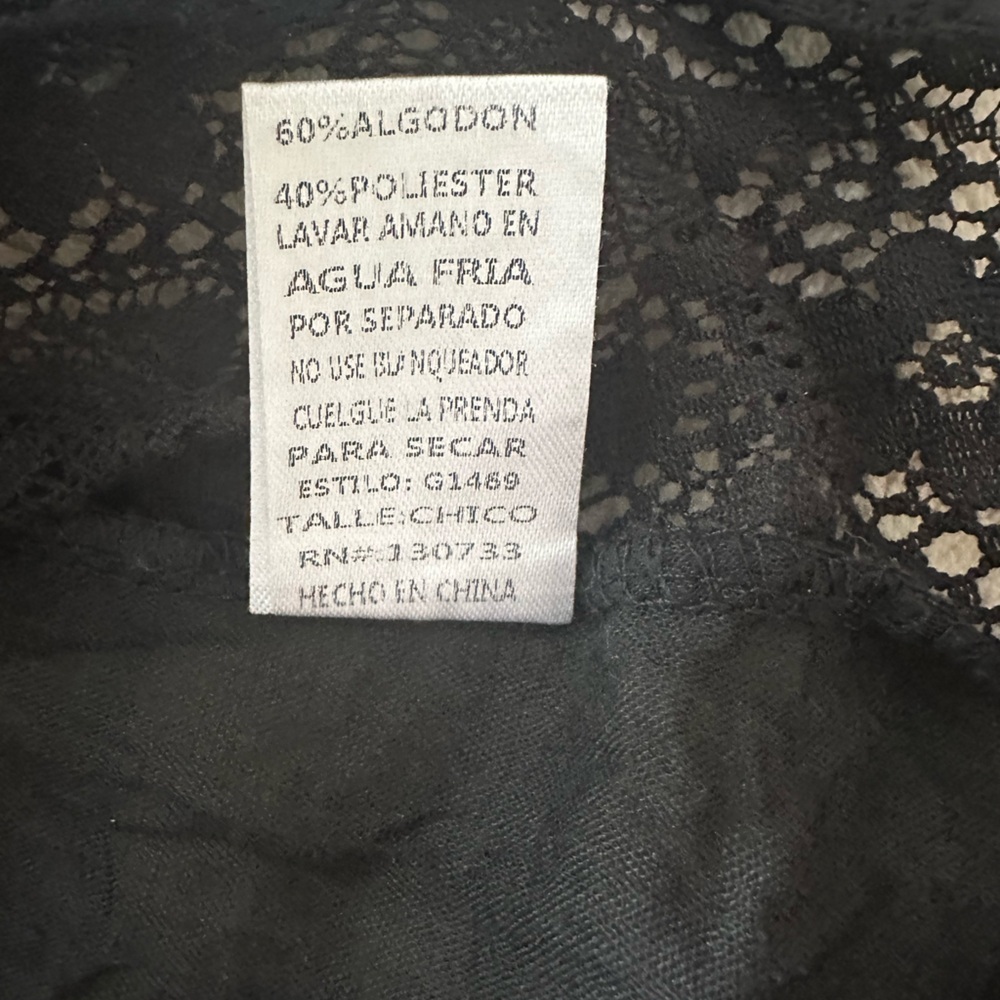 ๐ค The Impeccable Pig Floral Crochet Blouse โ Black โ Size Small โ EUC - Picture 4 of 5